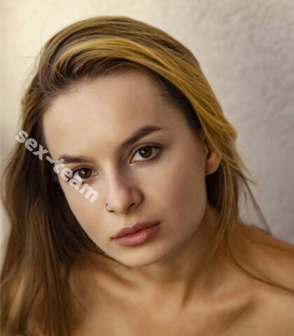 Проститутка Моника