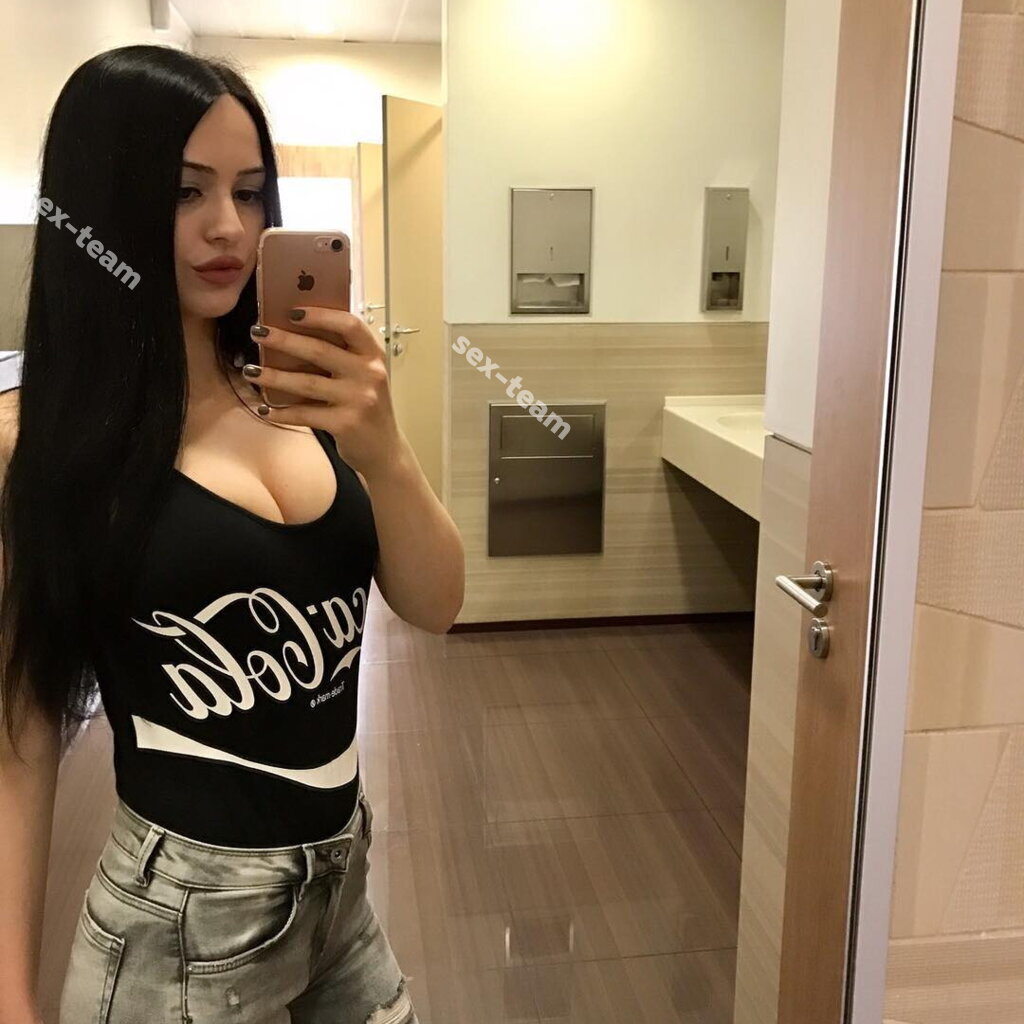 Вика без предоплаты